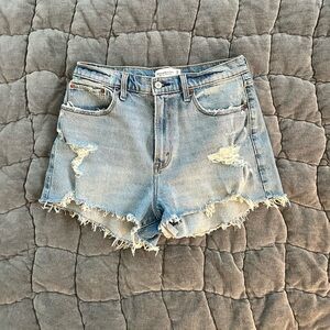 Abercrombie Curve Love High Rise Mom Shorts